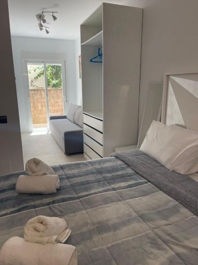 Stunning With Sea Views & Jacuzzi Villa Benalmádena