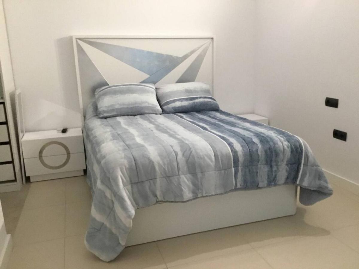Stunning With Sea Views & Jacuzzi * Benalmádena